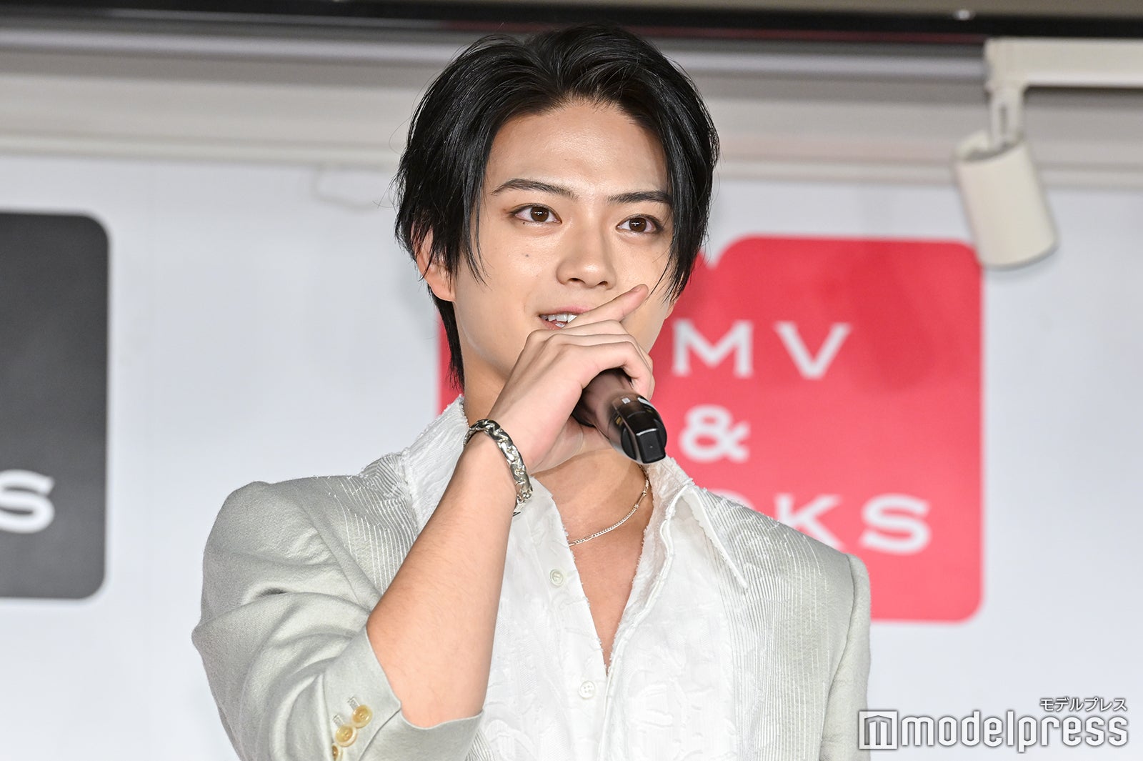 岩瀬洋志（C）モデルプレス