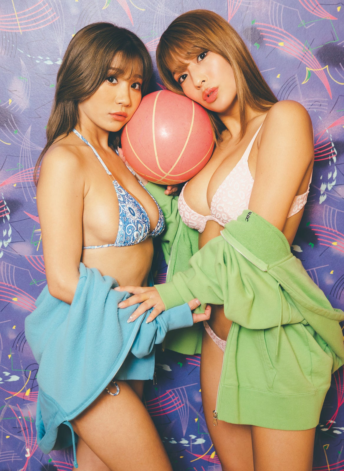 橋本梨菜＆葉月あや（C）東京祐／週刊プレイボーイ