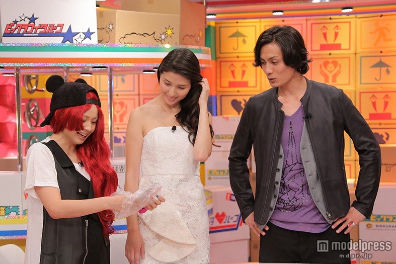 ゲストの（左から）misono、橋本マナミ、加藤和樹（C）中京テレビ