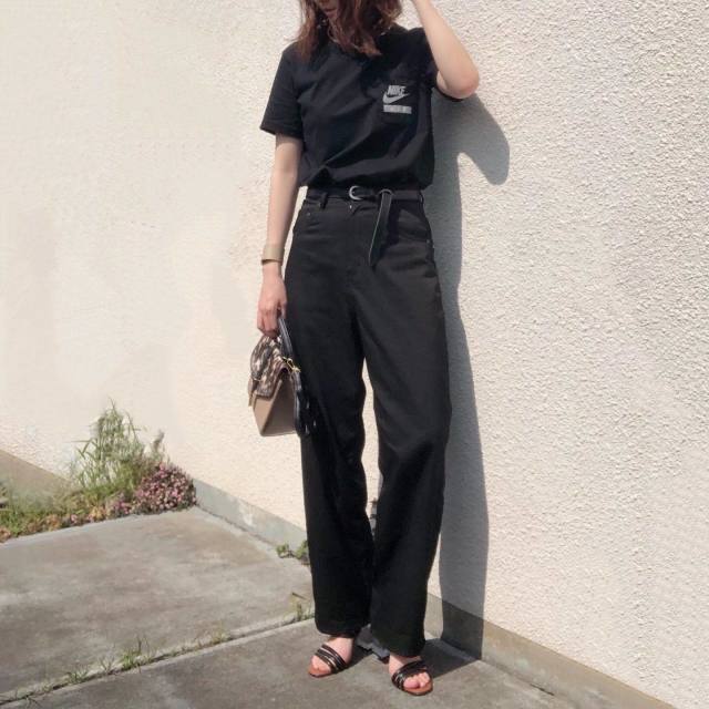 画像2 5 夏のカジュアルは シック が鍵 おしゃれさんに学ぶnewストリートコーデ モデルプレス