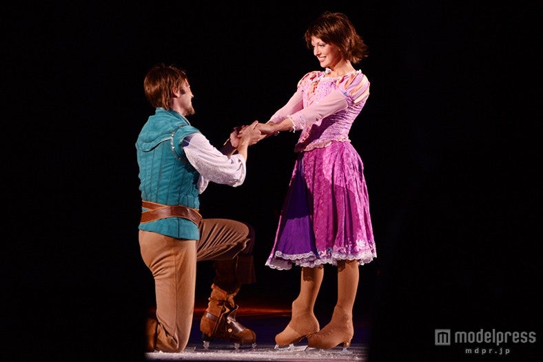 「ディズニー・オン・アイス」フリン＆ラプンツェル