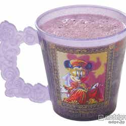 スペシャルドリンク、スーベニアカップ付き(C)Disney