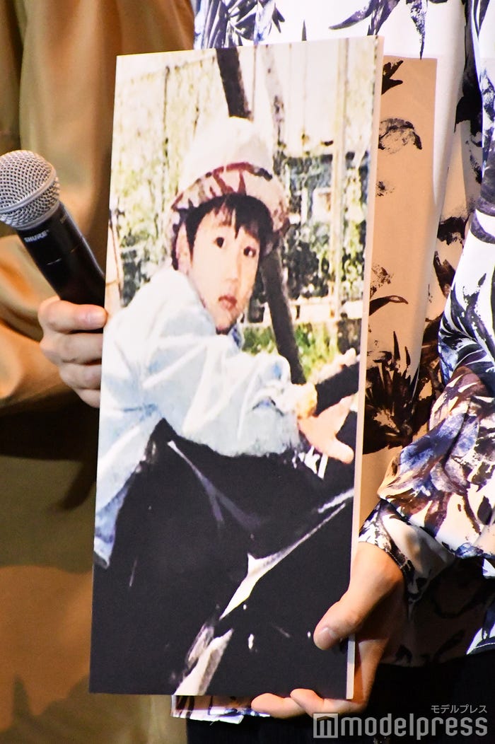 飯島寛騎の幼少期 (C)モデルプレス