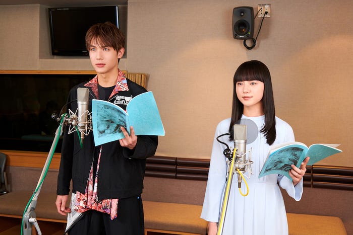 中川大志、清原果耶(C)2020 Seiko Tanabe/KADOKAWA/Josee Project