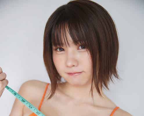 えなこ、美バストをメジャーで縛る 下乳チラリのセクシーカット公開