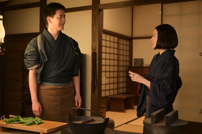 甲斐翔真、上坂樹里「風、薫る」第101話(C)NHK