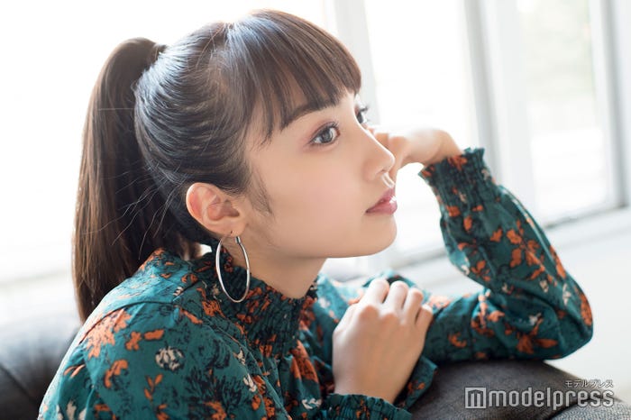 眼力強めアイメイクを真似したい!/黒木ひかり (C)モデルプレス