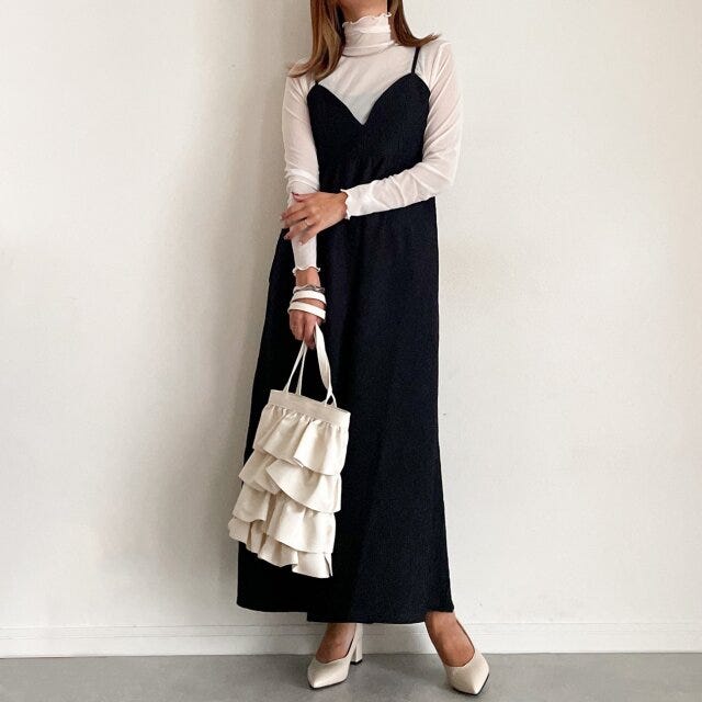 モノトーンコーデ シアートップス ワンピ―ス モノトーンコーデ シアートップス ワンピ―ス