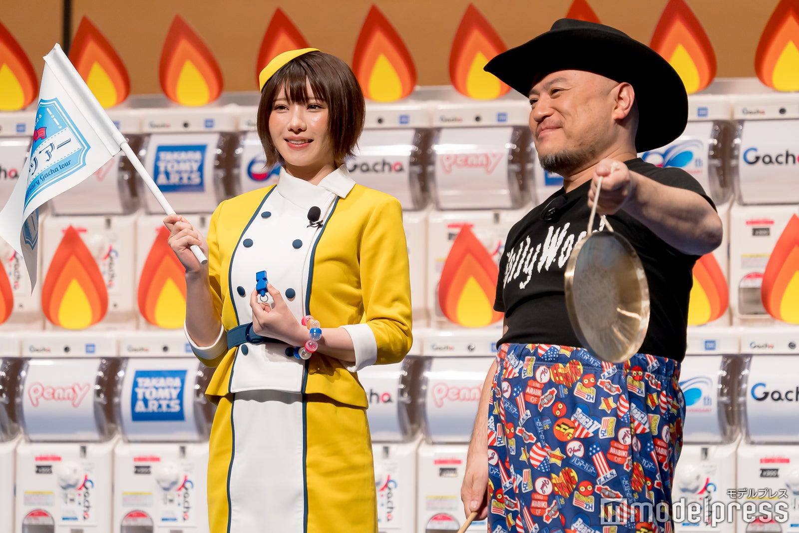 えなこ、ハリウッドザコシショウ（C）モデルプレス