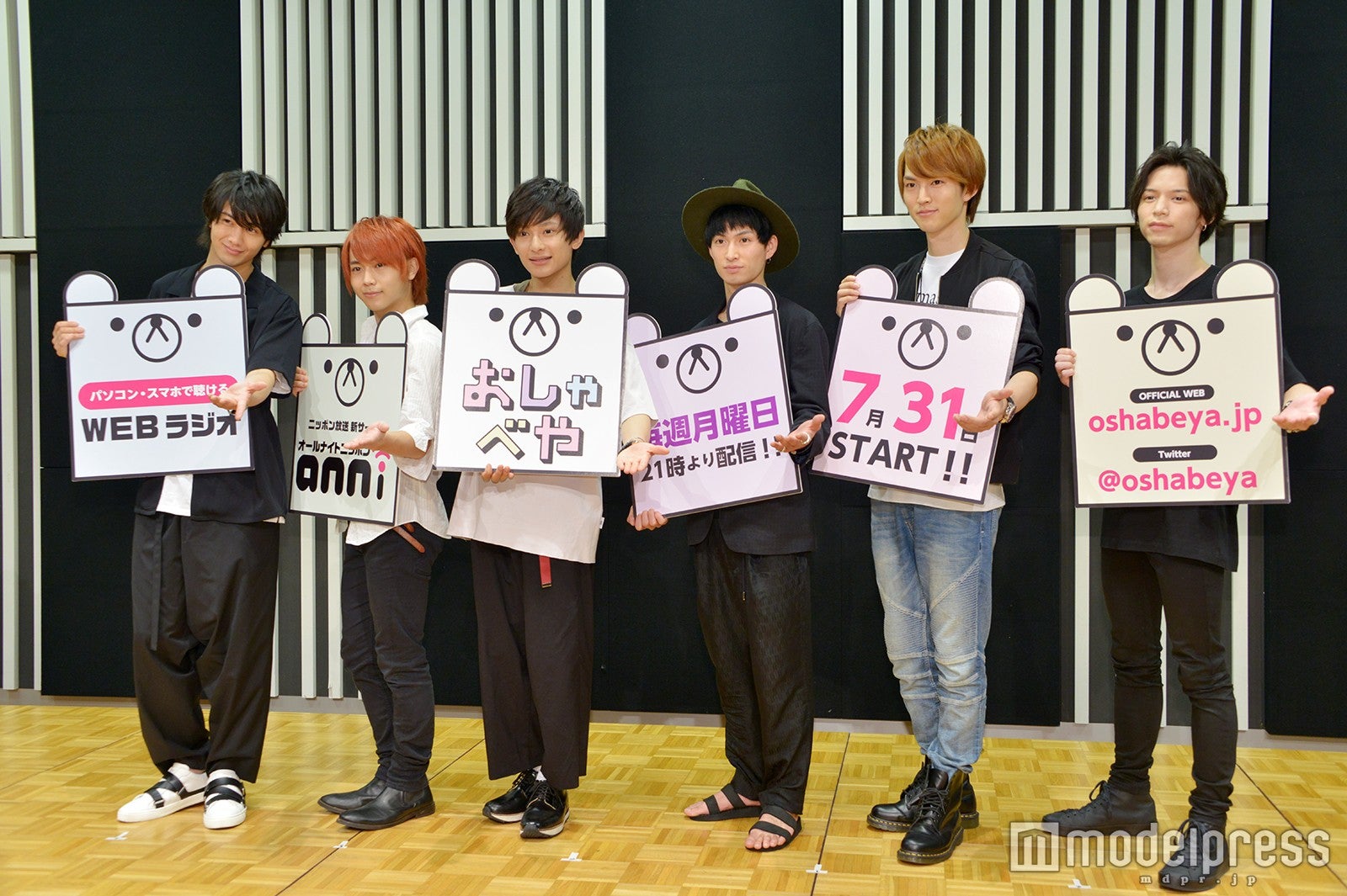 （左から）太田基裕、深澤大河、橋本祥平、松田凌、和田雅成、北村諒（C）モデルプレス