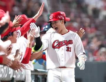 広島・坂倉68打点 21＆22年キャリアハイ並んだ決勝14号2ラン 誠也以来70打点射程に4番の自覚チラリ