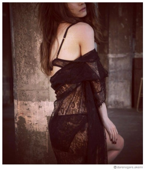 ダレノガレ明美、ランジェリー姿で色気たっぷり 興奮の声殺到