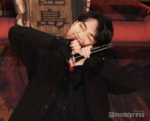 なにわ男子・西畑大吾、ホラー映画の舞台挨拶で「初心LOVE」踊らされる「こんなはずじゃない」<忌怪島/きかいじま>