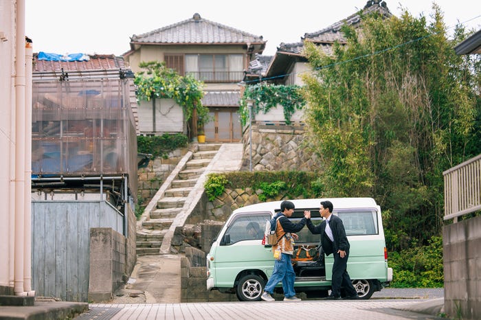坂東龍汰、柳楽優弥「ライオンの隠れ家」第10話(C)TBS