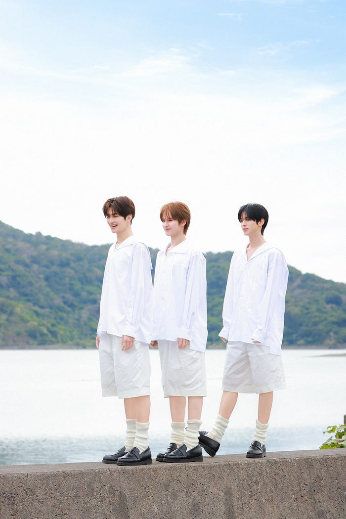 JIHOON、KYUNGMIN、DOHOON/モデルプレス独占カット(P)&(C)PLEDIS Entertainment