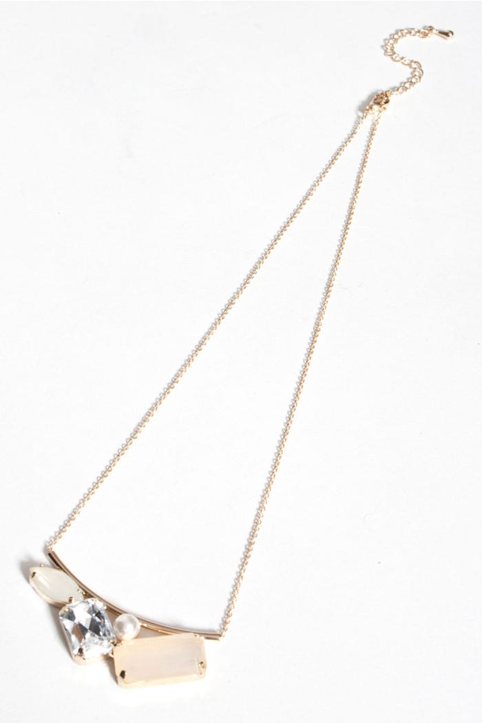 3ビジュー&パールネックレス「DEPARTMENT」1,240円(税込)