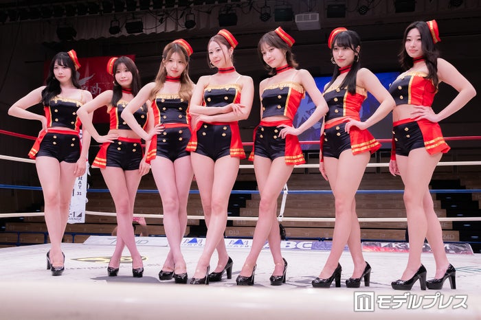 「Krushガールズ2026」がリングデビュー 美スタイル際立つコスチュームで観客魅了