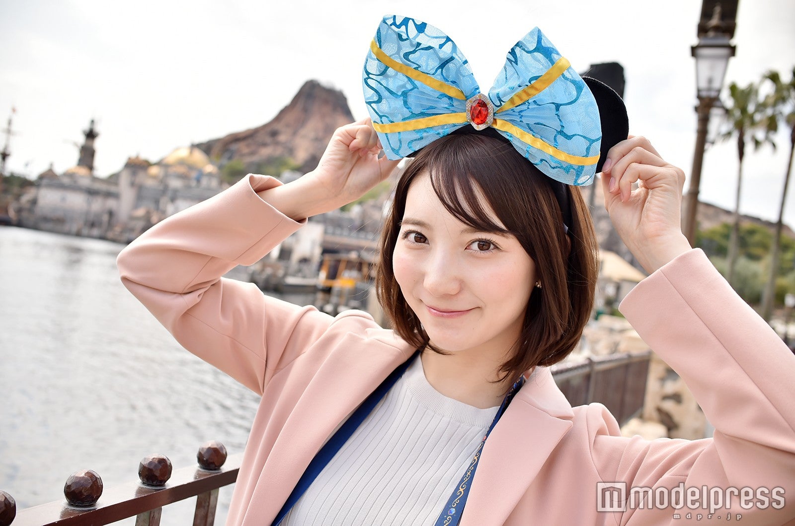 カチューシャ￥1700（モデル：堀瑞希）／（C）モデルプレス