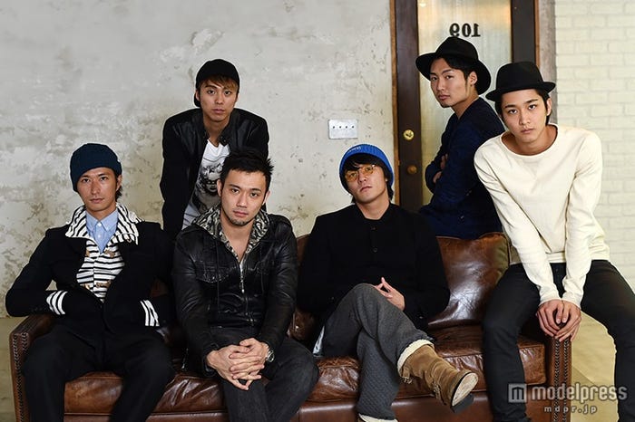 (後列左より)小野塚勇人、八木将康(前列左より)秋山真太郎、小澤雄太、春川恭亮、佐藤寛太