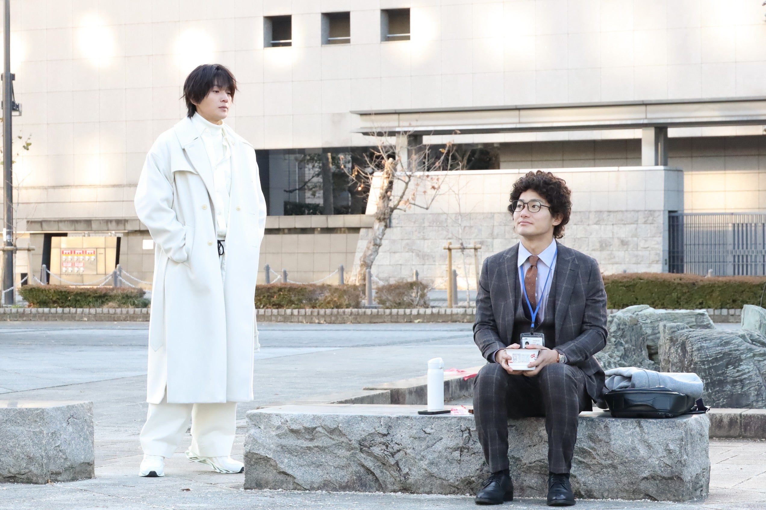 八木勇征、野村周平「婚活1000本ノック」第4話より（C）フジテレビ