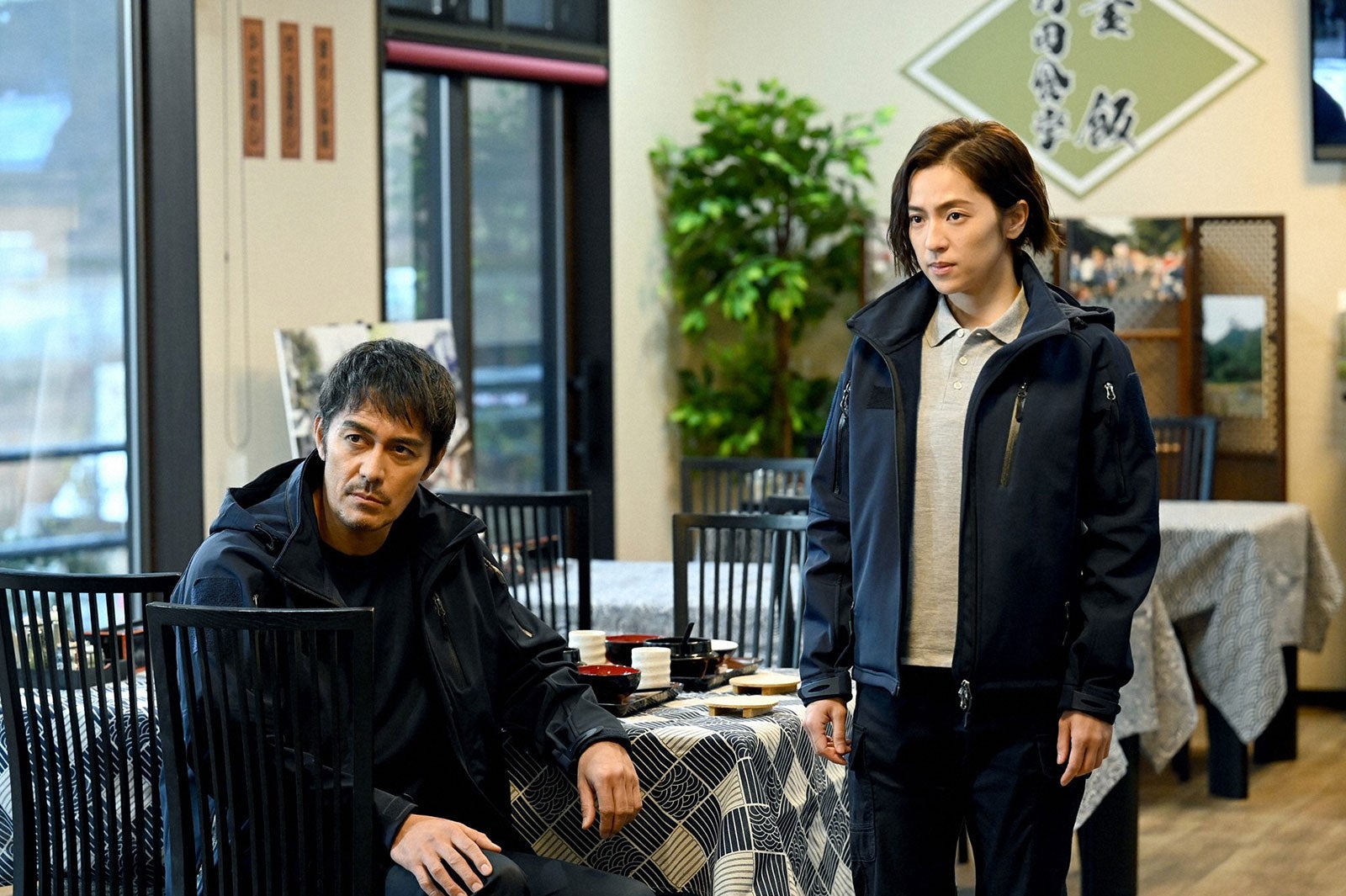 阿部寛、中村アン／「DCU」第1話より（C）TBS 