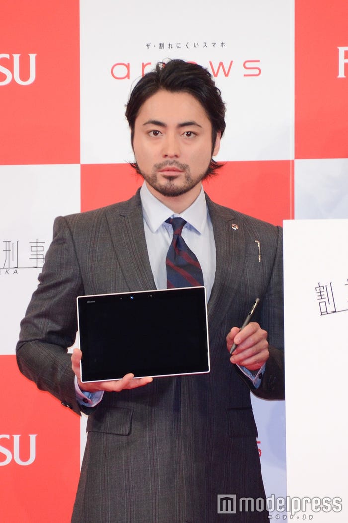 山田孝之(C)モデルプレス