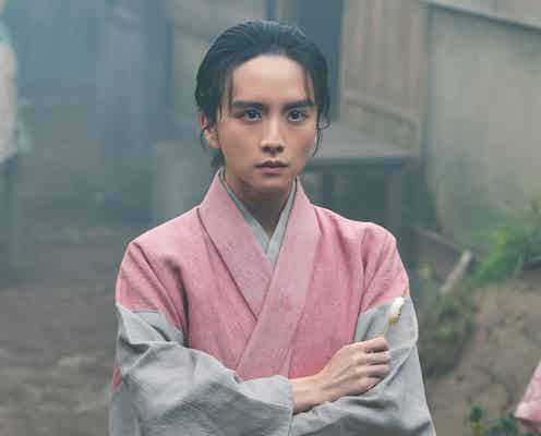 板垣李光人、着物姿で凛々しい表情「どうする家康」井伊直政の扮装写真公開