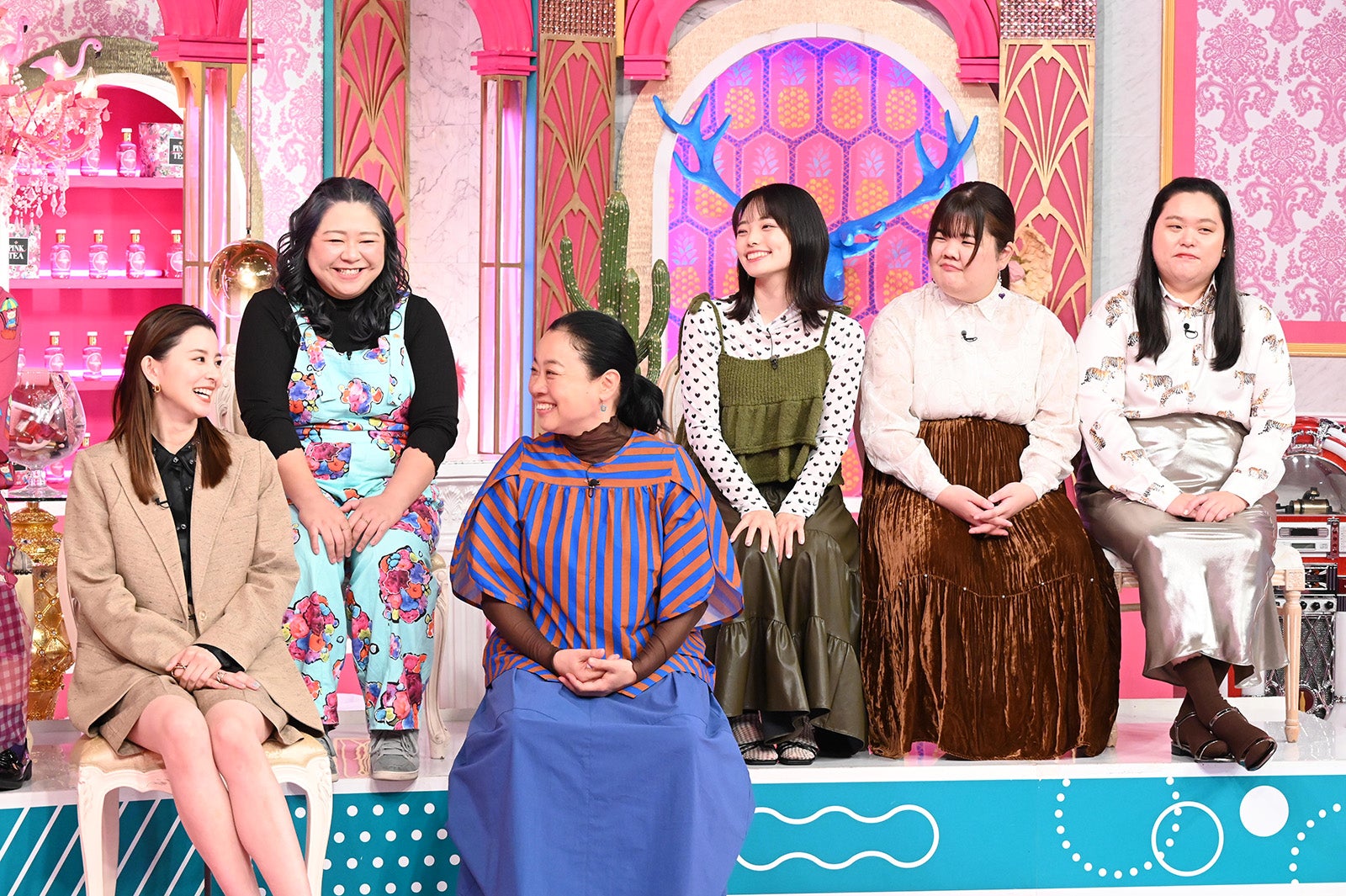 朝比奈彩、やしろ優、いとうあさこ、ぼる塾（C）日本テレビ