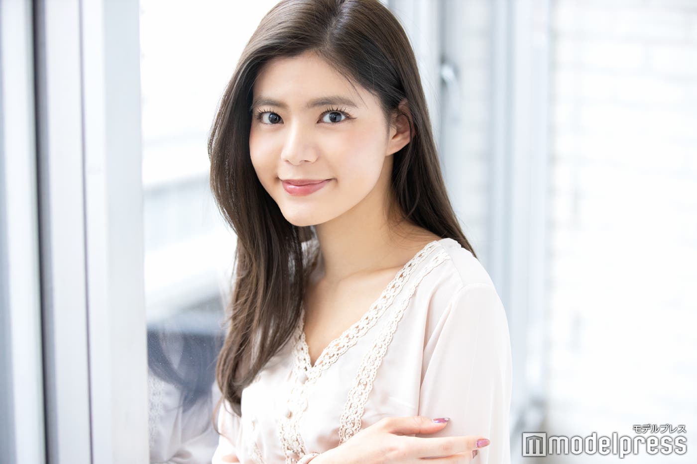 透明感を手に入れて(C)モデルプレス