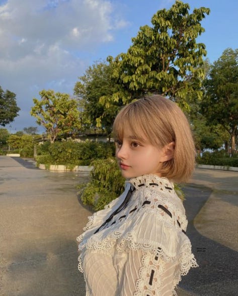 カレンドール(KAREN DOLL)さんInstagramより