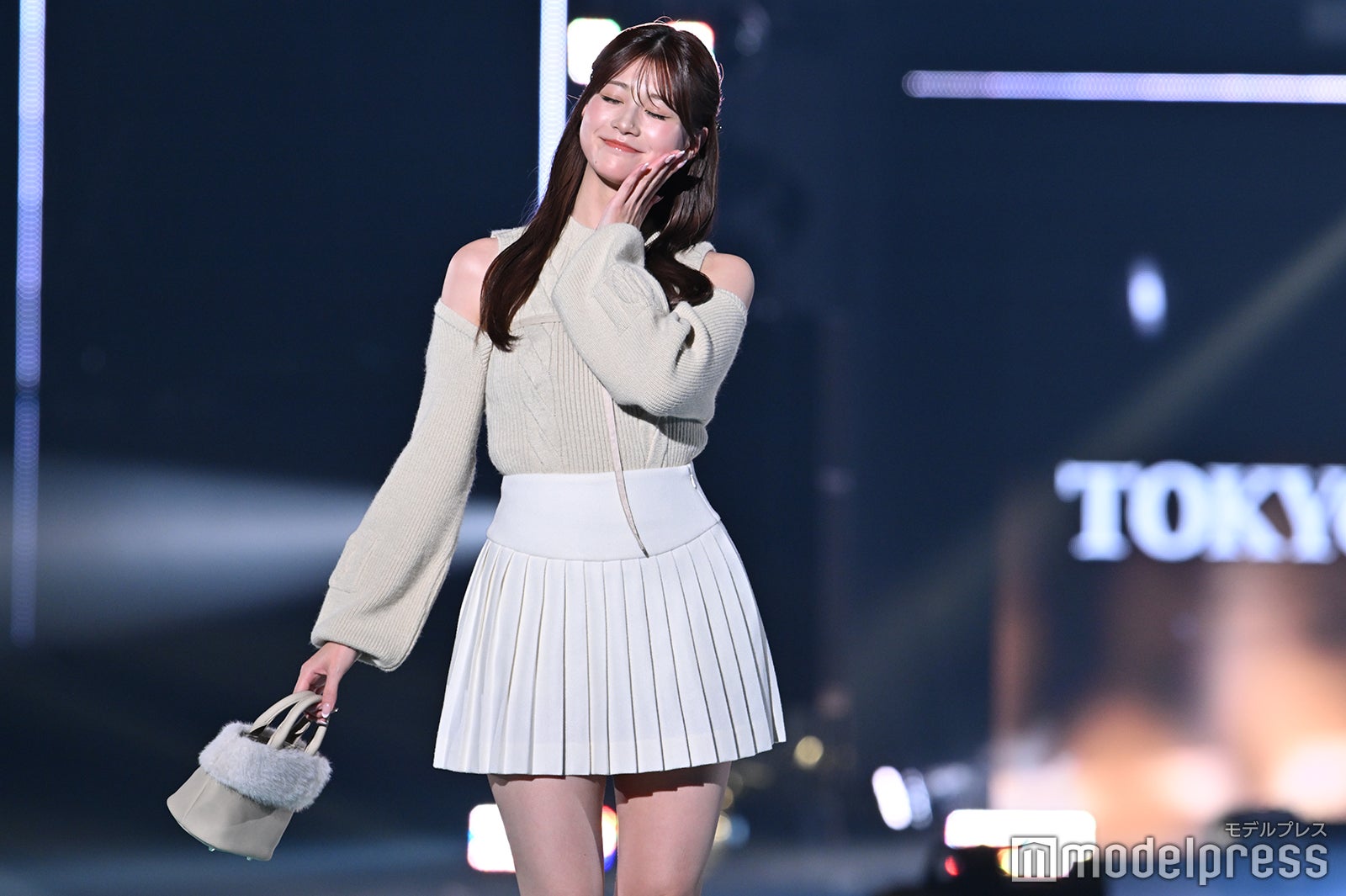 （C）モデルプレス