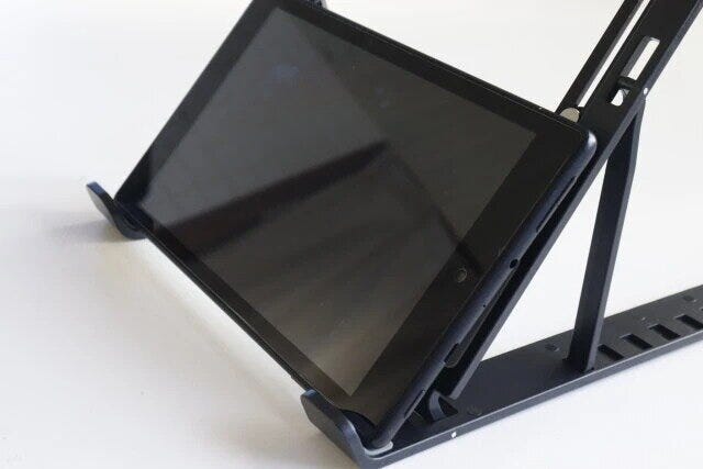 ダイソー　パソコン　タブレット
