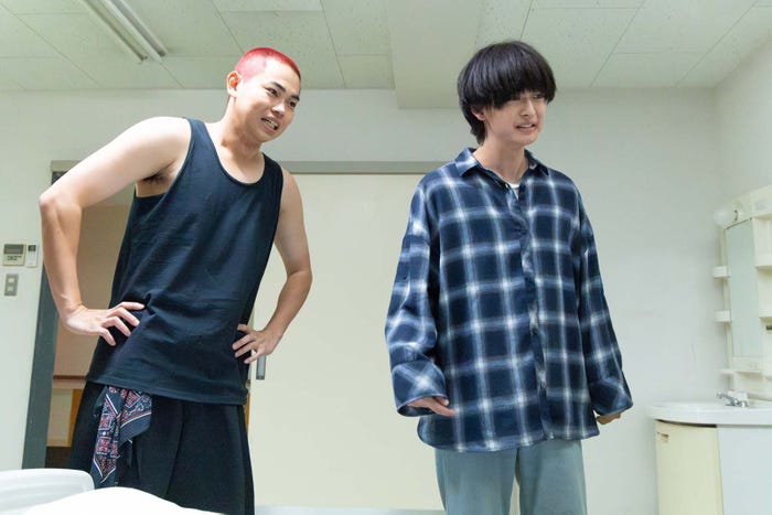 菅生新樹、高橋文哉「伝説の頭 翔」より(C)テレビ朝日
