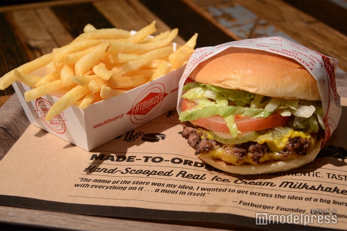 渋谷の最新食スポット Mag7 が熱い 巨大バーガーに果物パフェ イケメンが握る 飲めるおにぎり屋 も 潜入レポ 女子旅プレス