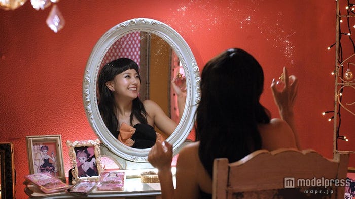 伊藤千晃「Charming Kiss」