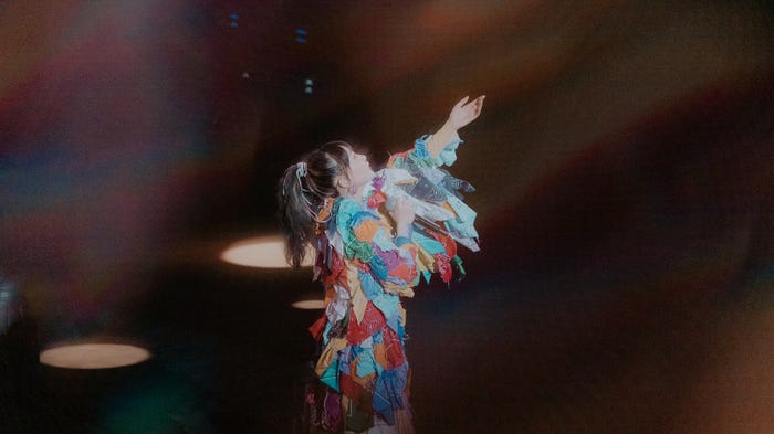 ikura「NICE TO MEET YOU」/撮影:Kato Shumpei(提供写真)