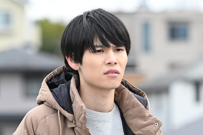 萩原利久「めぐる未来」第9話より(C)読売テレビ