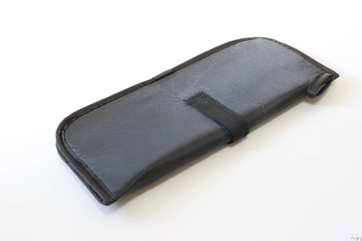 セリア　ヘアアイロンポーチ　黒