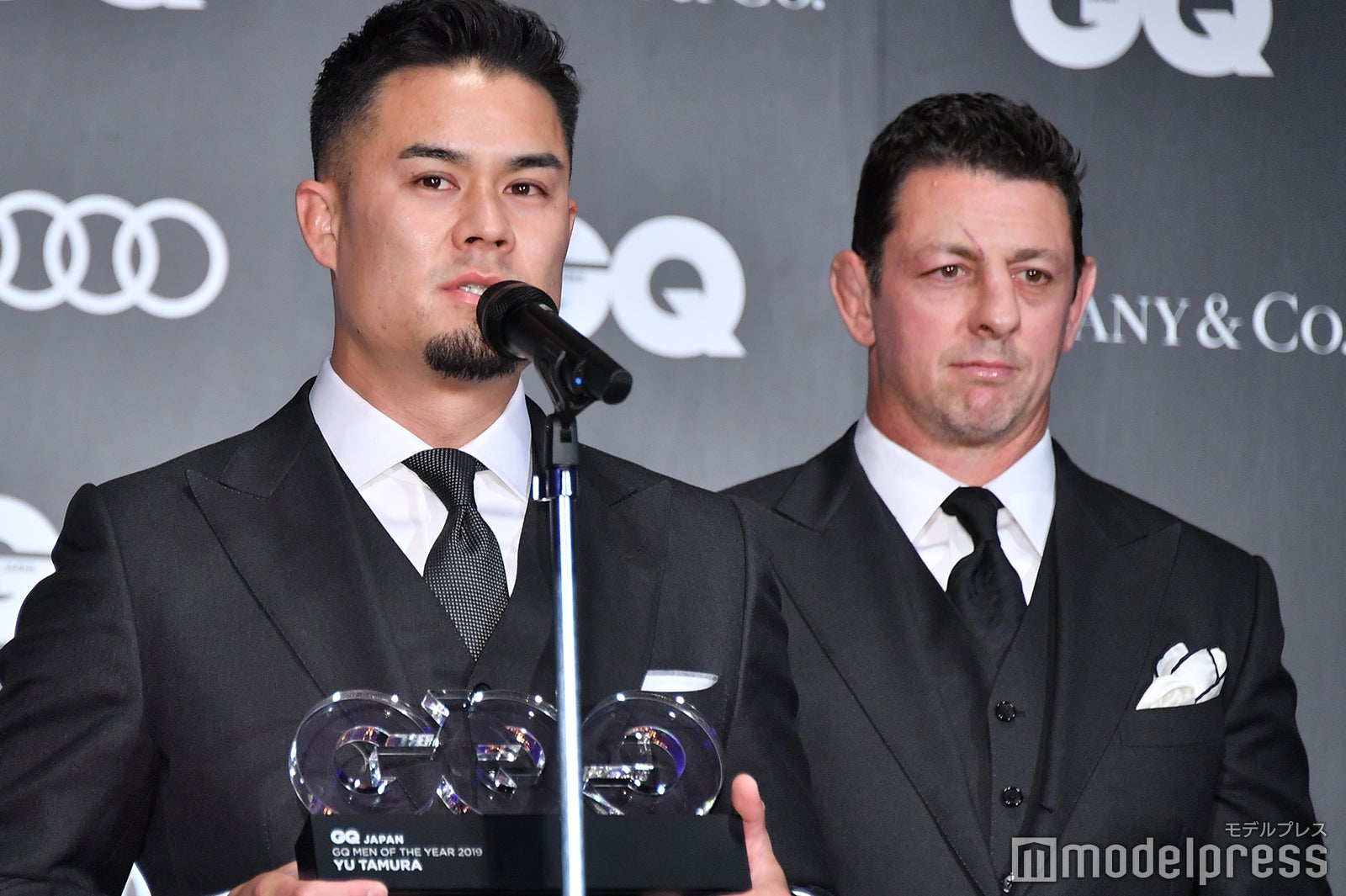 田村優選手、トンプソン・ルーク選手 （C）モデルプレス