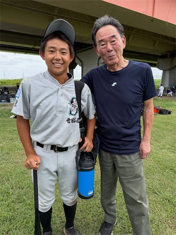東尾理子、父・修氏と長男の2ショット公開「お兄ちゃんになっててびっくり」「じいじ嬉しそう」