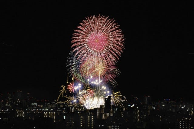 【2022年版】毎日開催も♡「関西で楽しめる花火スポット」