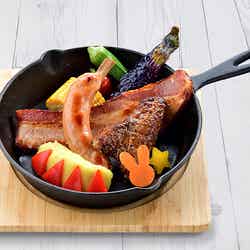 デデデもまんぷく!まさかのビーストキングプレート1,980円/画像提供:ベネリック