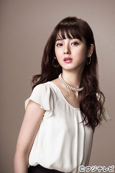 鈴木喜子(MIINA)(佐々木希)