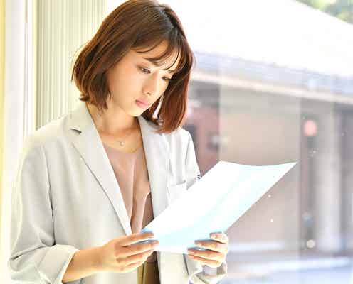 石原さとみ、ばっさりカットの新ヘア&ファッション…今回のこだわりは?<アンナチュラル>