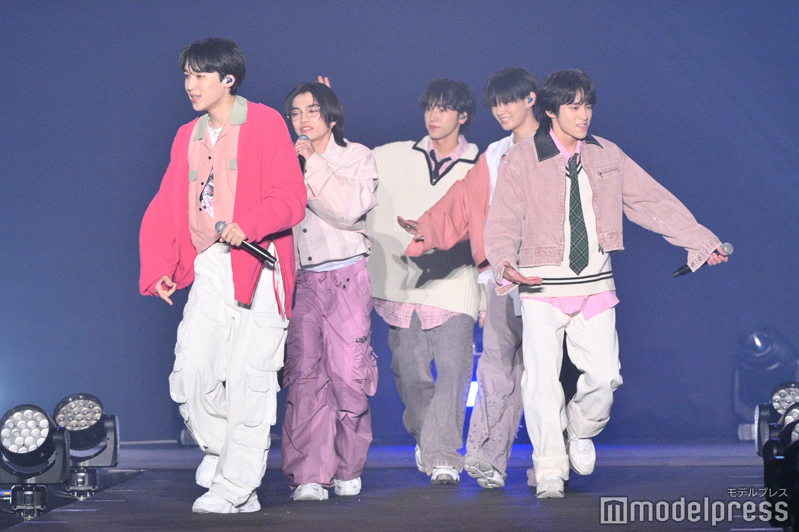 WILD BLUE（C）モデルプレス