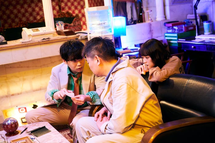 矢本悠馬・大堀こういち・大原櫻子/「びしょ濡れ探偵 水野羽衣」第2話より(C)テレビ東京