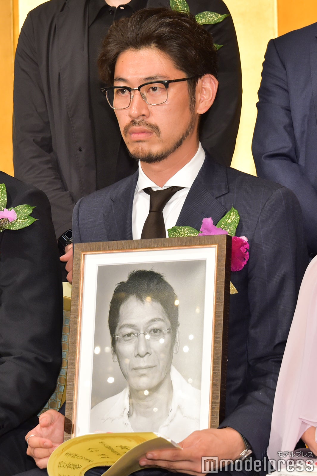 大杉漣さん特別賞受賞 息子・隼平が感謝、父からの“教え”も明かす＜第26回 橋田賞＞