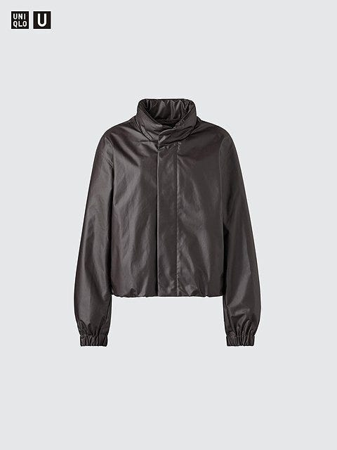 ユニクロのコーティングショートブルゾン
