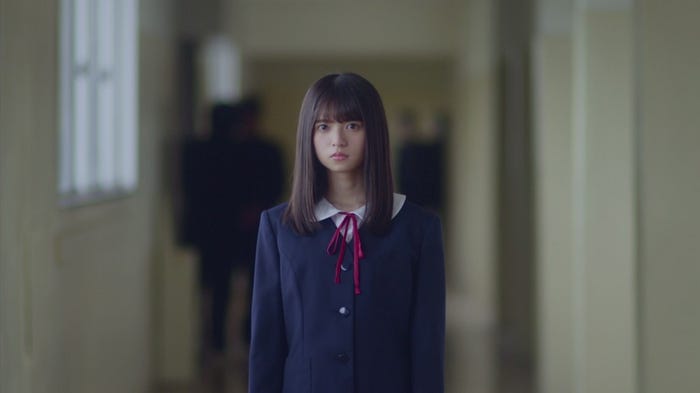 齋藤飛鳥/乃木坂46「あの教室」MVより(画像提供:Sony Music Records)
