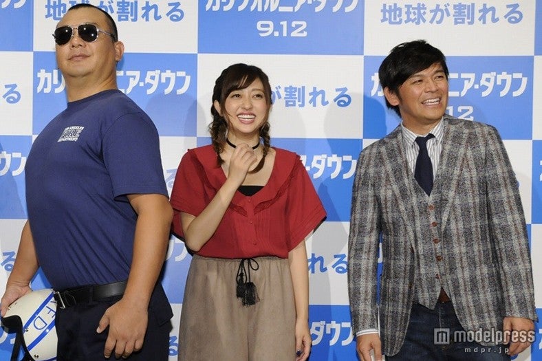 （左から）TKO・木下隆行、菊地亜美、ますだおかだ・岡田圭右